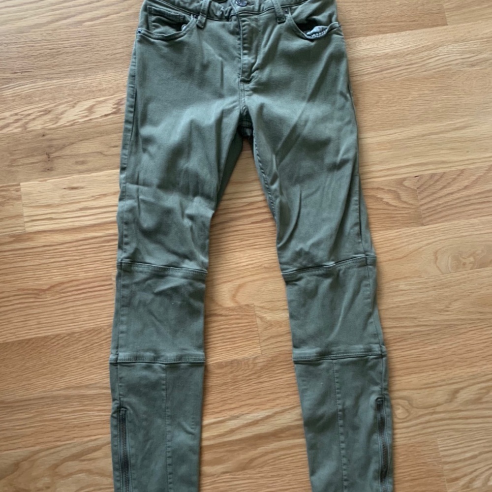 LUCKY DETAILED PANTS!